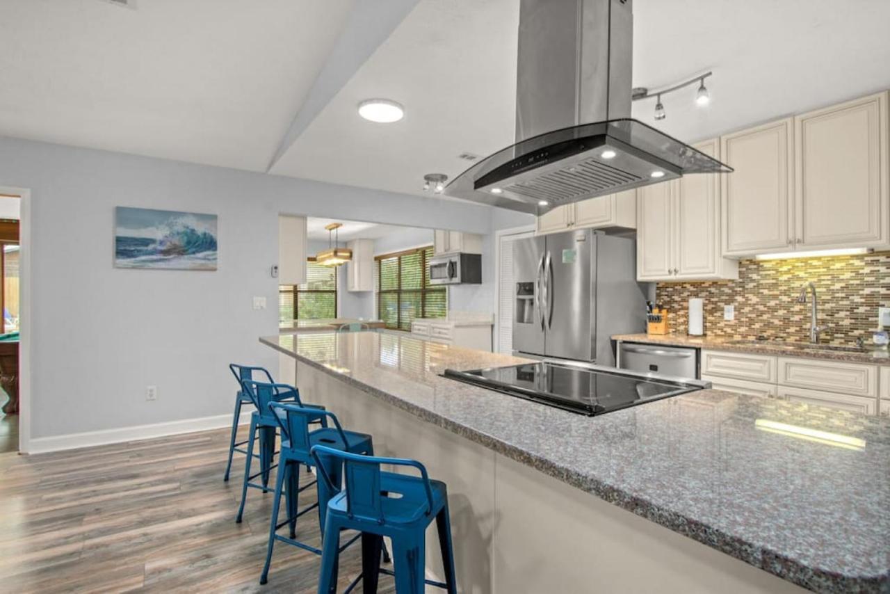 The Flip Flop Stop - Private Heated Pool, Pool House, Backyard Oasis And Game Room Panama City Beach Exterior photo