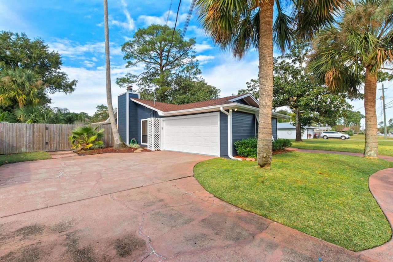 The Flip Flop Stop - Private Heated Pool, Pool House, Backyard Oasis And Game Room Panama City Beach Exterior photo